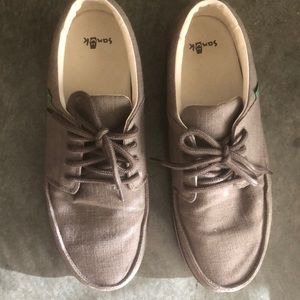 Sanuk 12 Men’s Sneakers